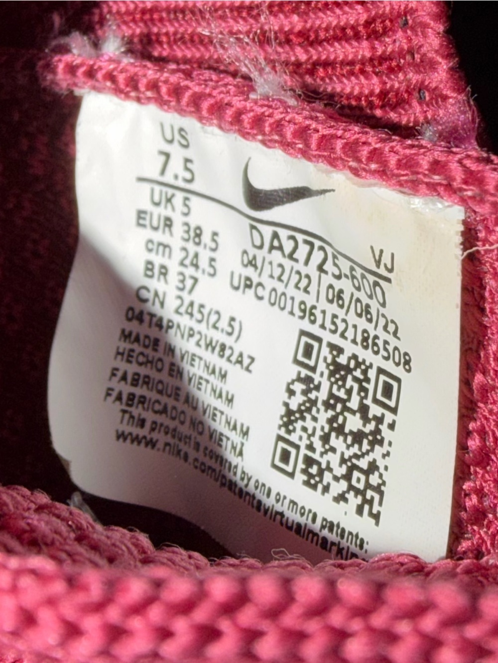 Nike Wmns Space Hippie 04 'Sweet Beet'  7.5 - Picture 8 of 8